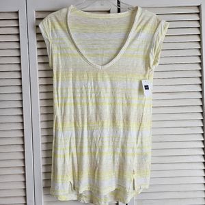 NWT GAP White & yellow stripped V neck shirt